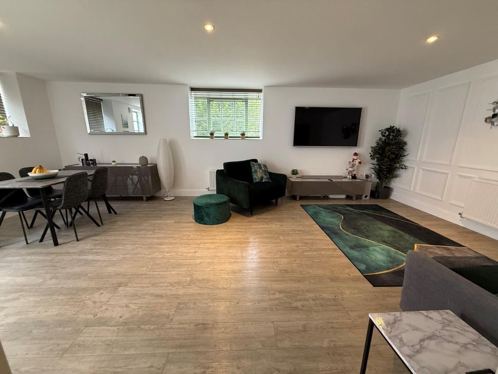 Property photo 2 of 10 1.Jpg