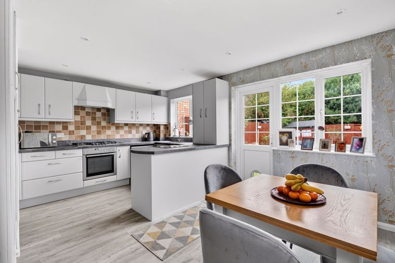 Property photo 2 of 22 Photo 19