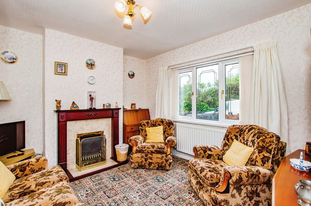 Property photo 2 of 15 Photography
