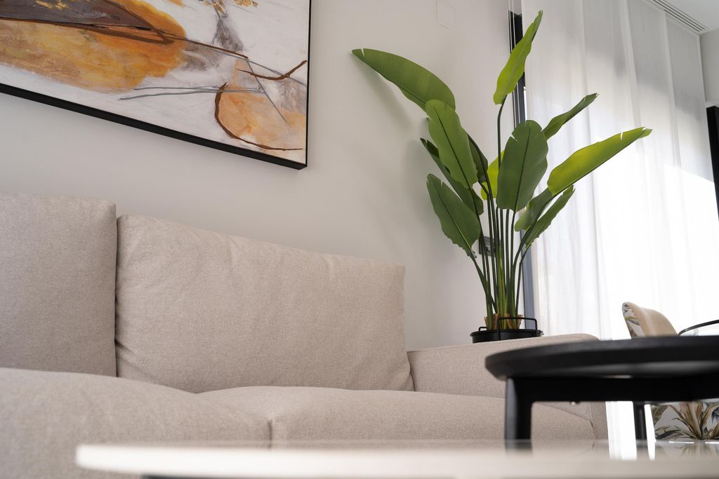 Property photo 3 of 49