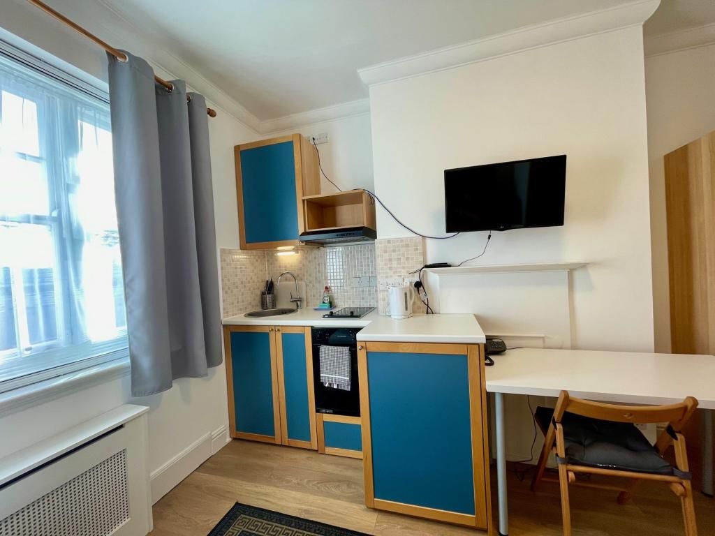 Property photo 2 of 5 Gallery