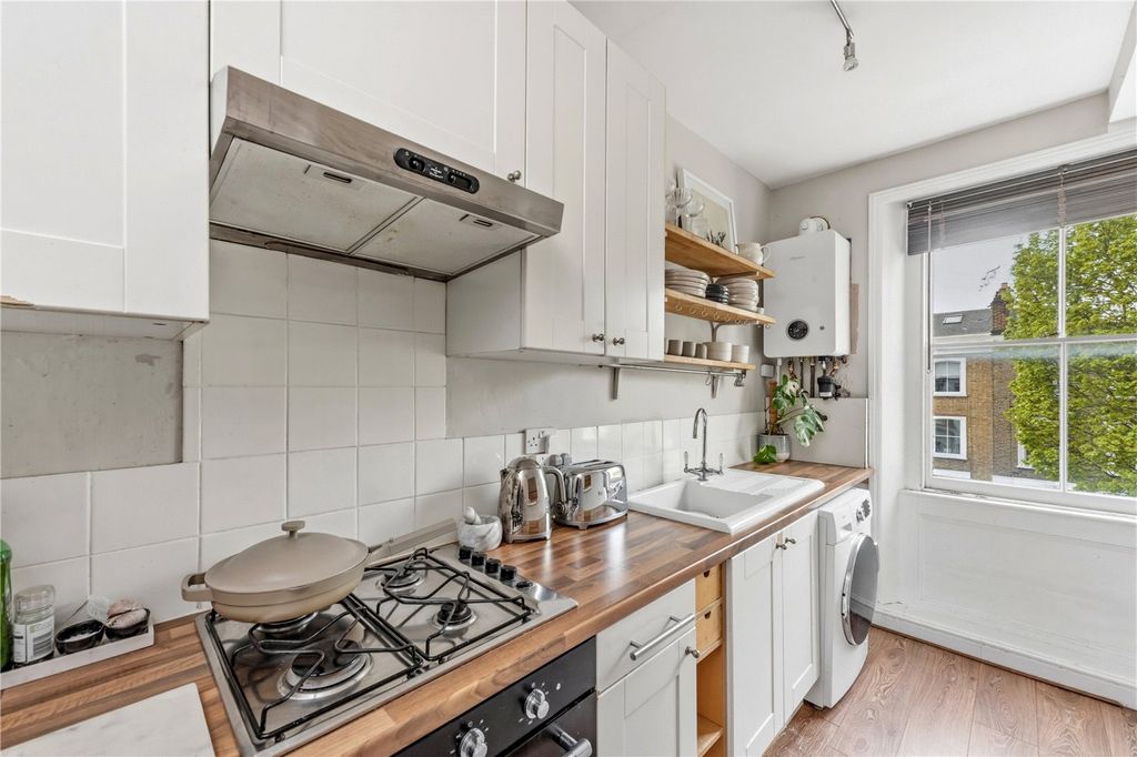 Property photo 3 of 13 Picture No. 31