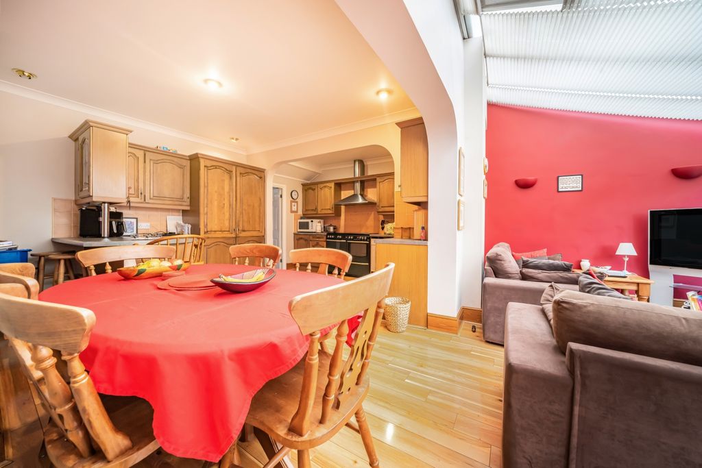 Property photo 3 of 16 Kitchen Dining Room