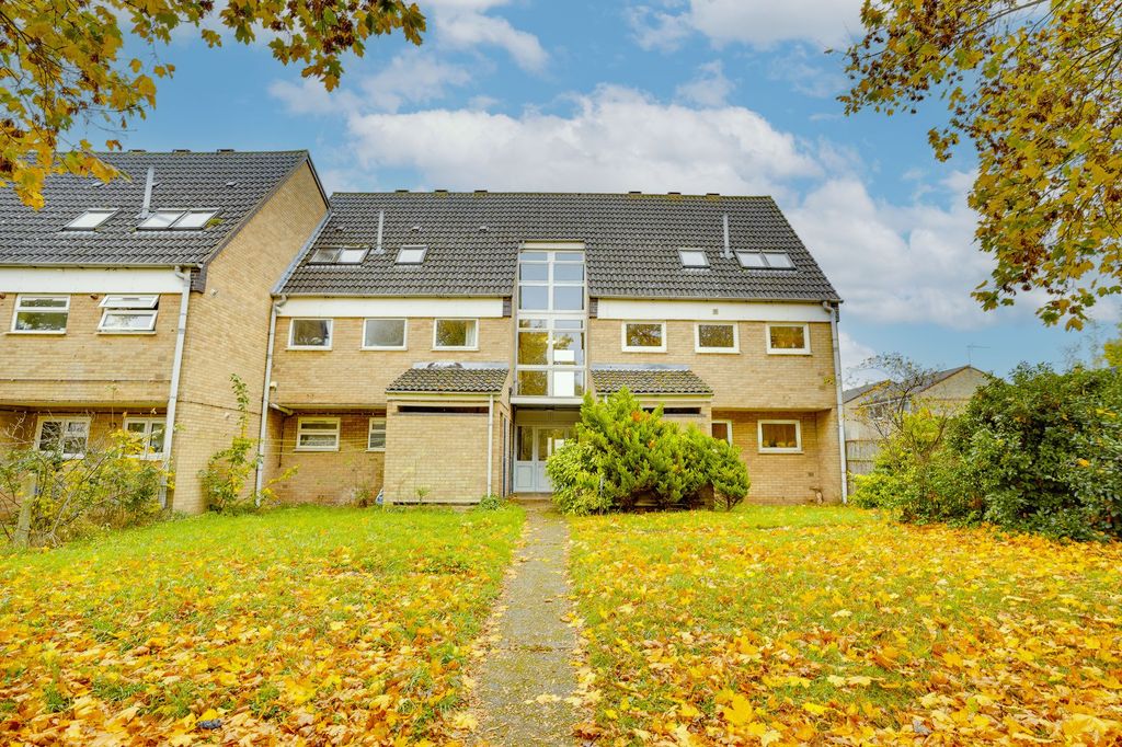 Property photo 1 of 8