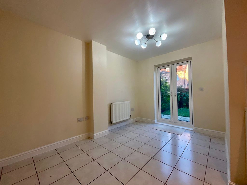 Property photo 3 of 14 Img_8033