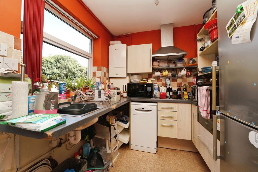 Property photo 3 of 11 Pbox-Img.Jpg