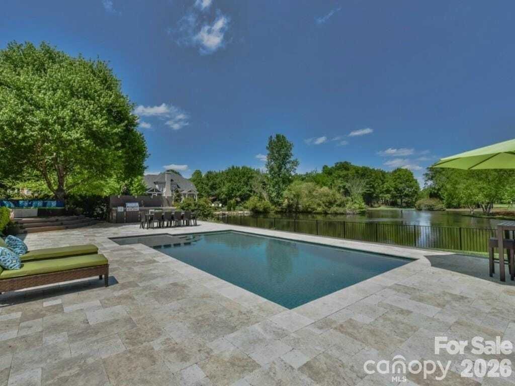 Property photo 2 of 47 <Alttext/>