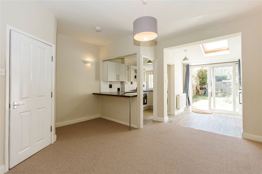 Property photo 3 of 24 Picture No. 07