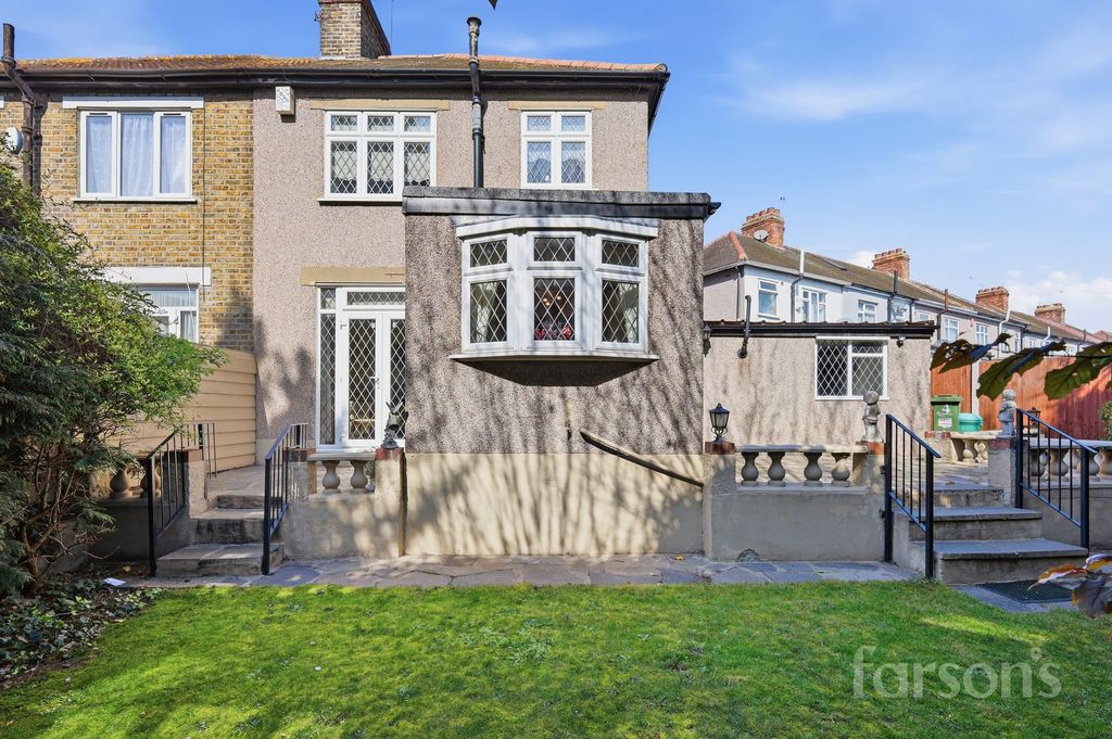 Additional image 15 of 3 bed semi-detached house for saleTemple Avenue, Dagenham RM8