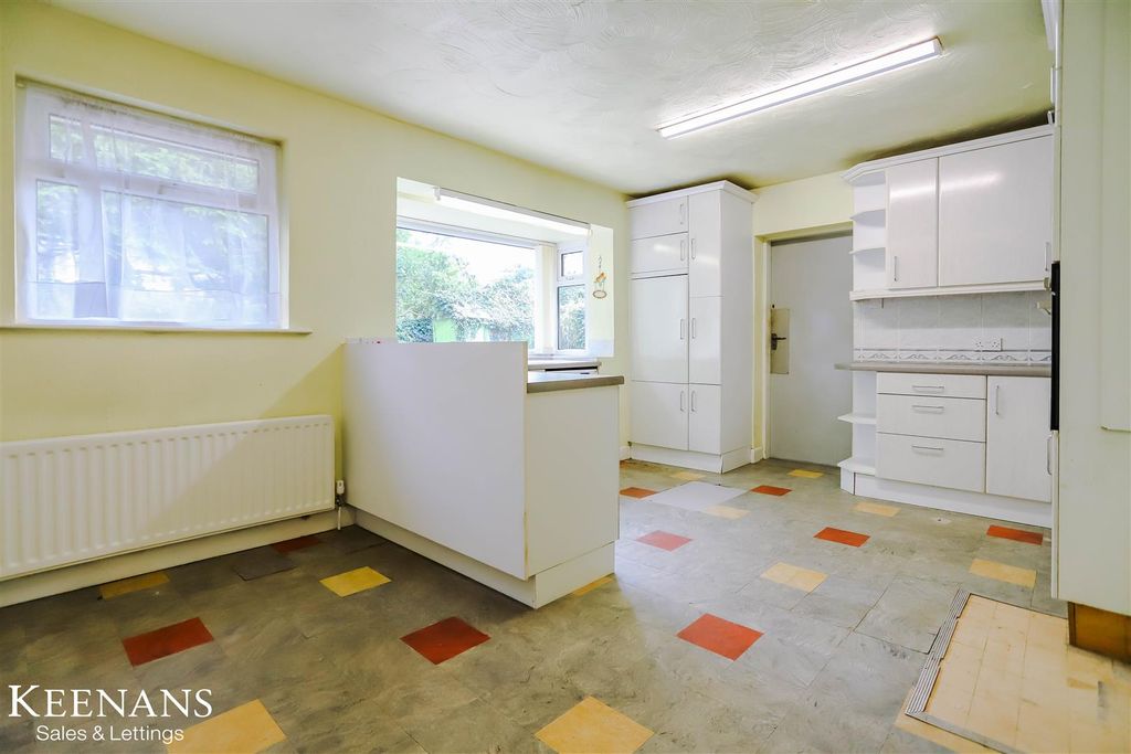 Property photo 3 of 32 Img_5096.Jpg