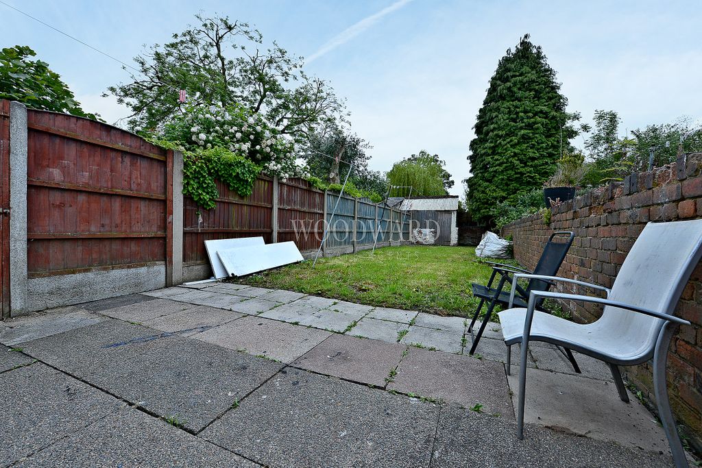 Property photo 2 of 11