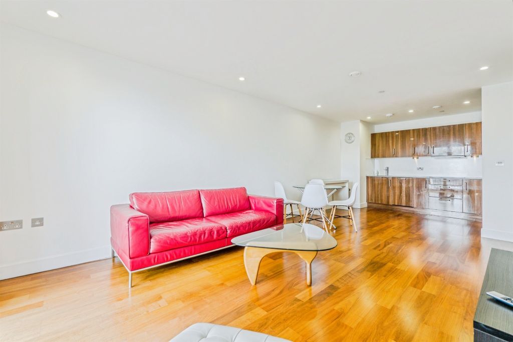 Property photo 3 of 16