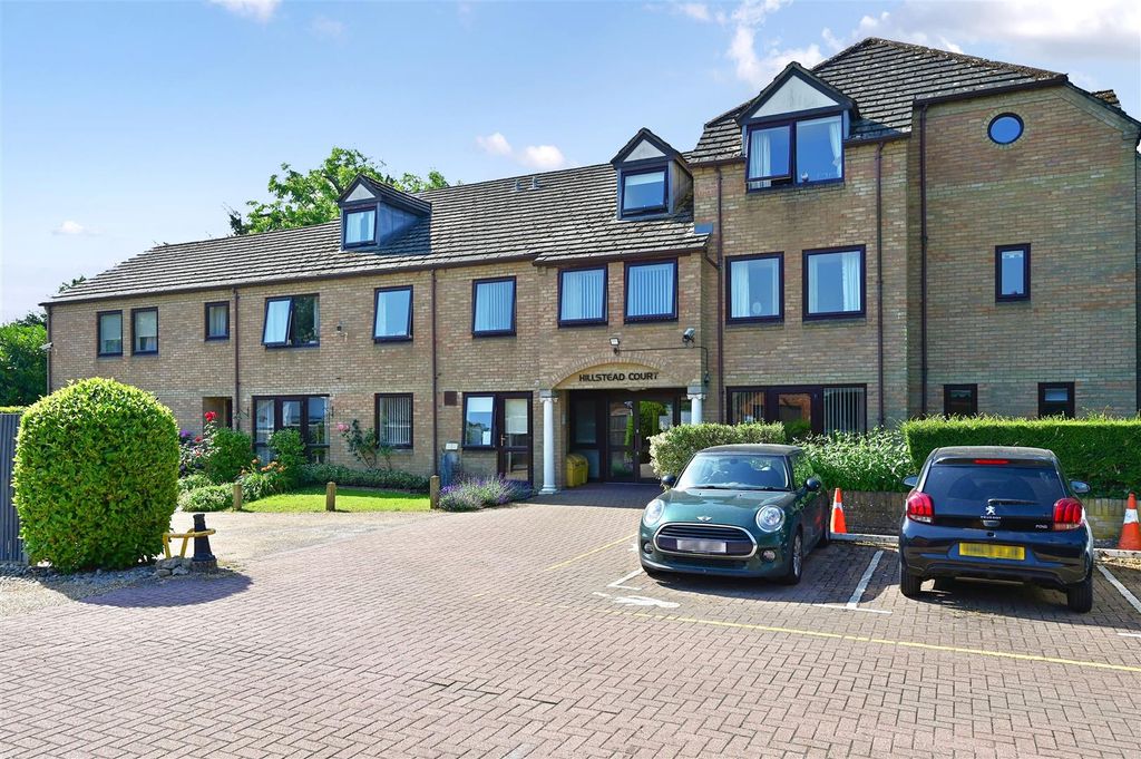 Property photo 1 of 9 Hillstead Court