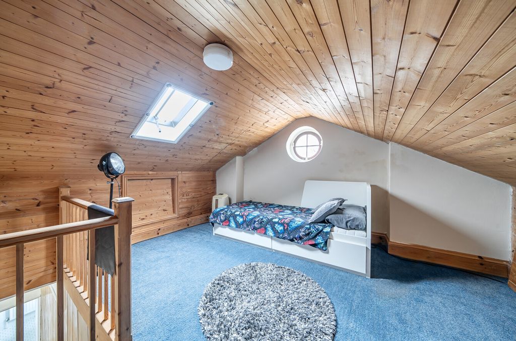 Additional image 17 of 2 bed end terrace house for saleRectory Place, Hawkwood Lane, Chislehurst, Kent BR7