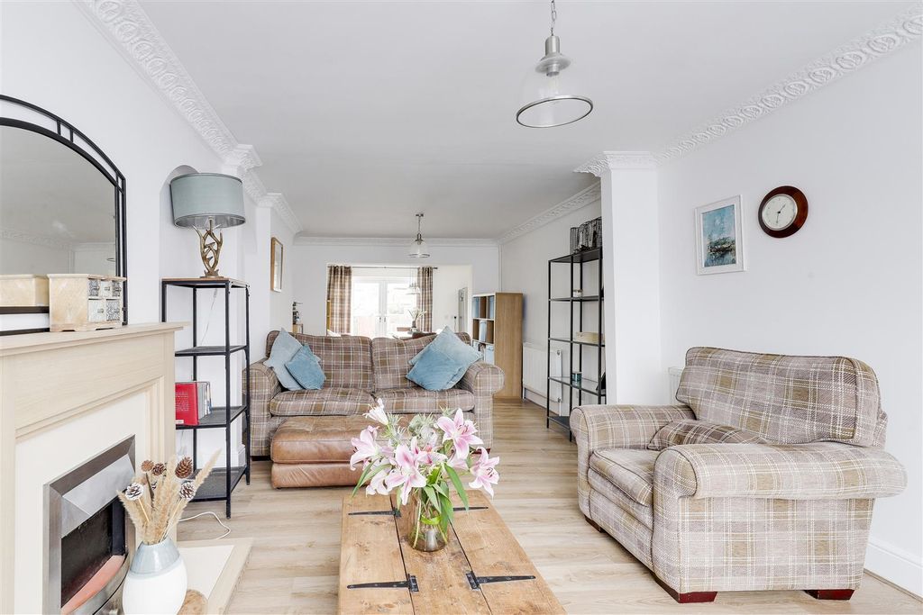 Property photo 3 of 26 1849.Jpg