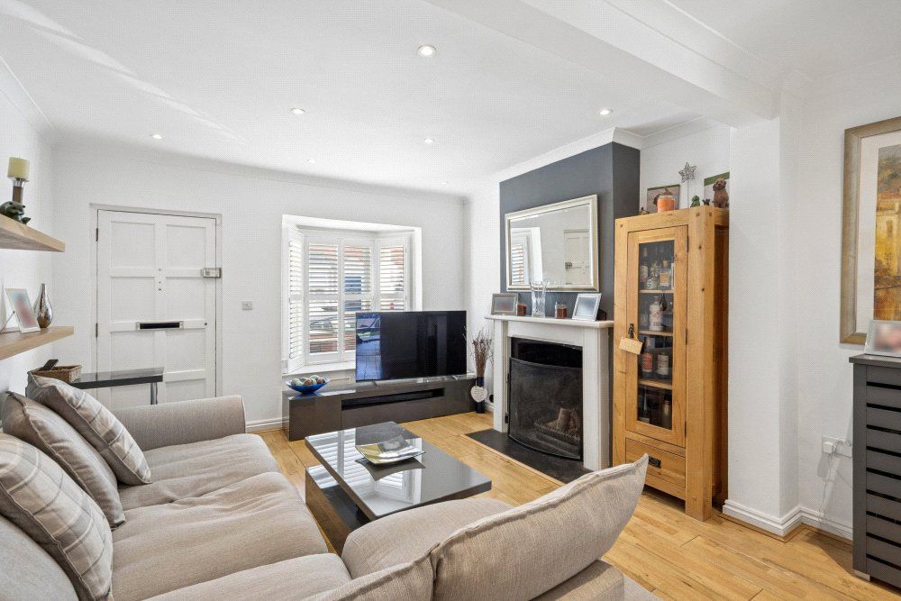 Property photo 3 of 13 Sitting Room