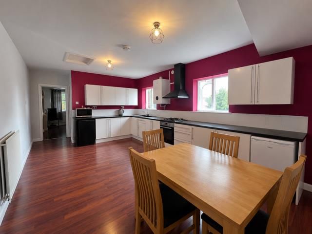 Property photo 2 of 11 Kitchen.Png
