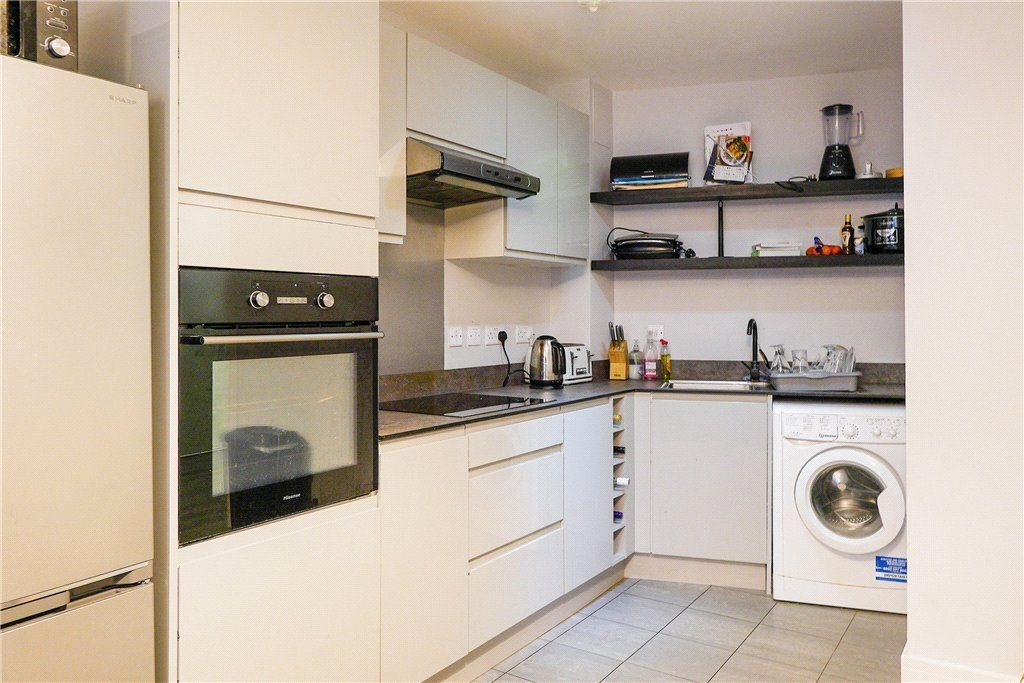 Property photo 2 of 16 Kitchen