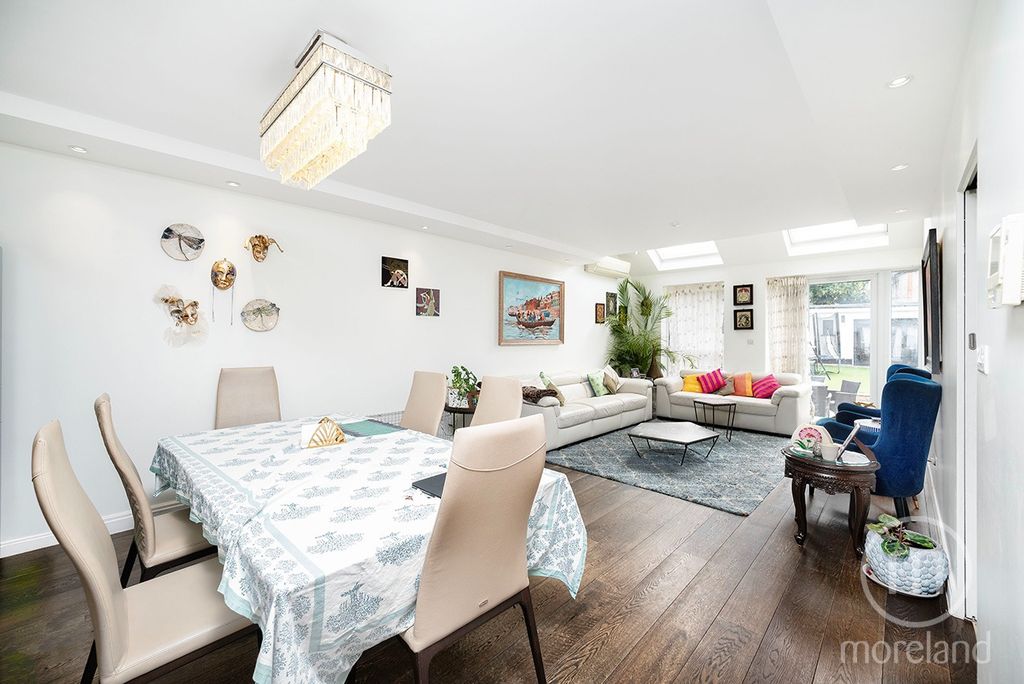 Property photo 2 of 17 5331872