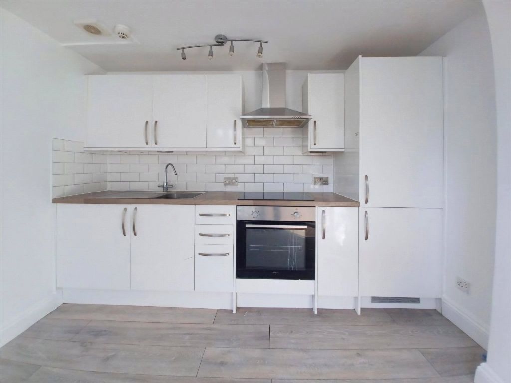 Property photo 3 of 6 Picture No. 02