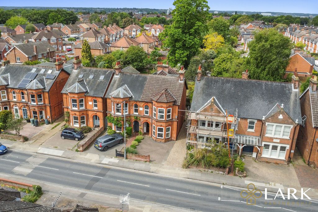 Property photo 2 of 19 Pt-Lark-210Cauldwellhallrd-2