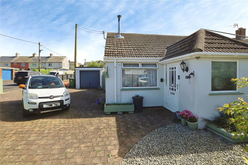 Property photo 1 of 20 Picture No. 24