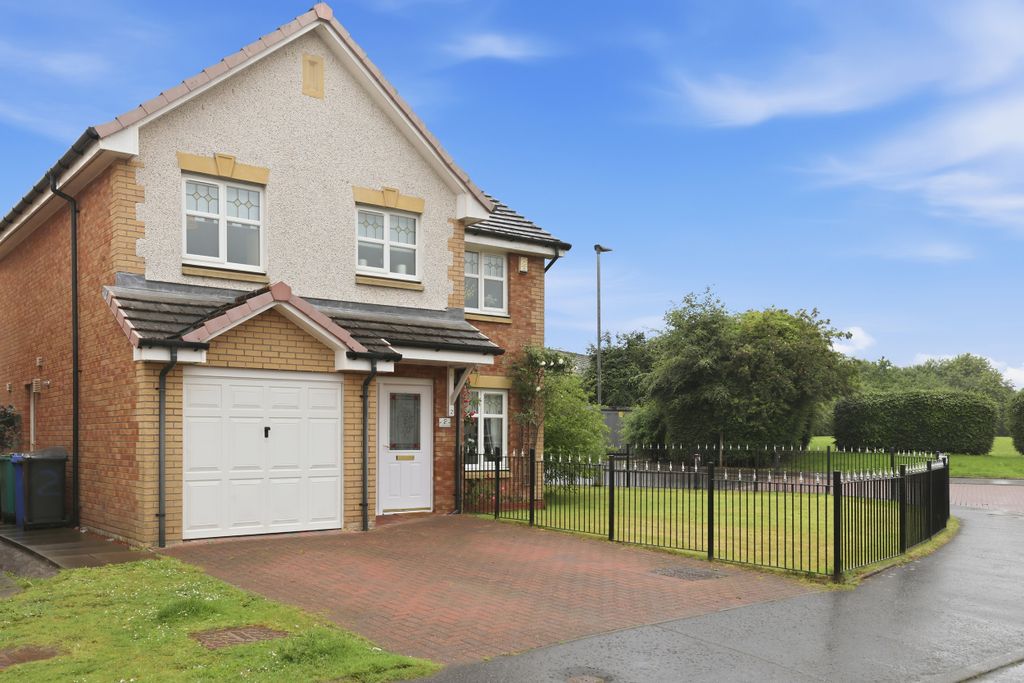 Property photo 1 of 43