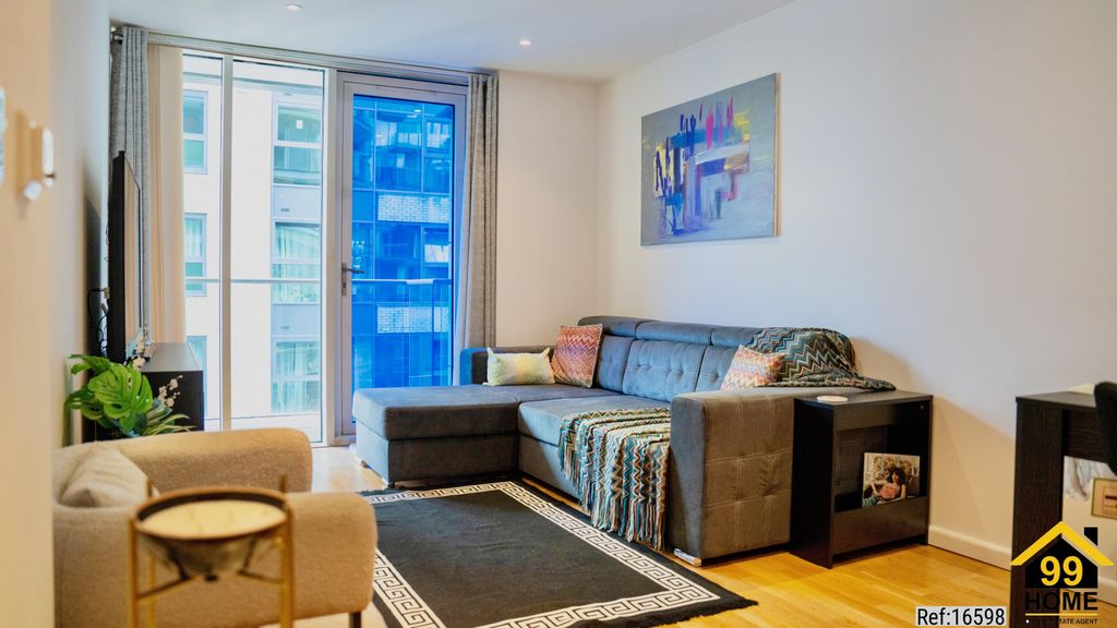 Property photo 1 of 34 Photo 0