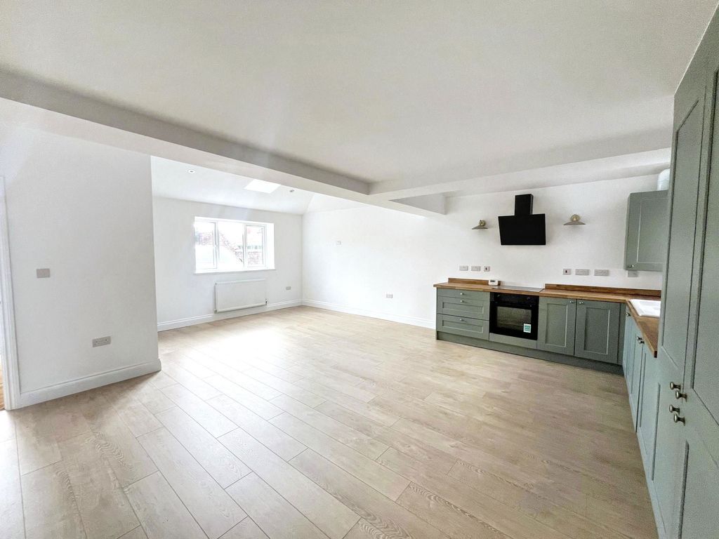 2 bed flat to rentNewgate Street, Morpeth NE61