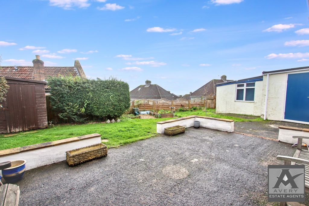 Property photo 2 of 12 Gallery