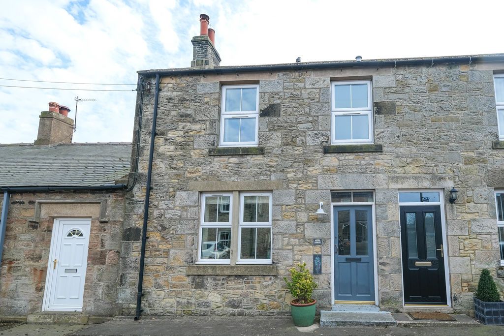 Property photo 1 of 17 Photo 8