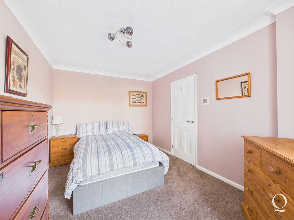 Property photo 3 of 18