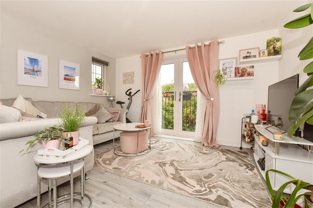 Property photo 1 of 9 Lounge/ Diner