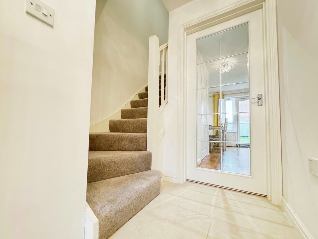 Property photo 2 of 27 3487195