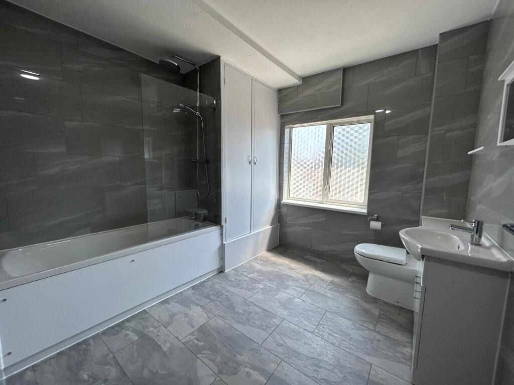 Property photo 2 of 6 5289911