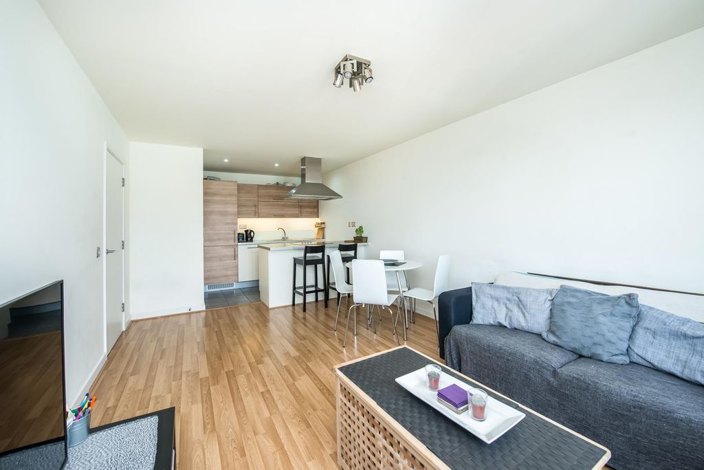 Property photo 2 of 7 Kinetica Apartments
