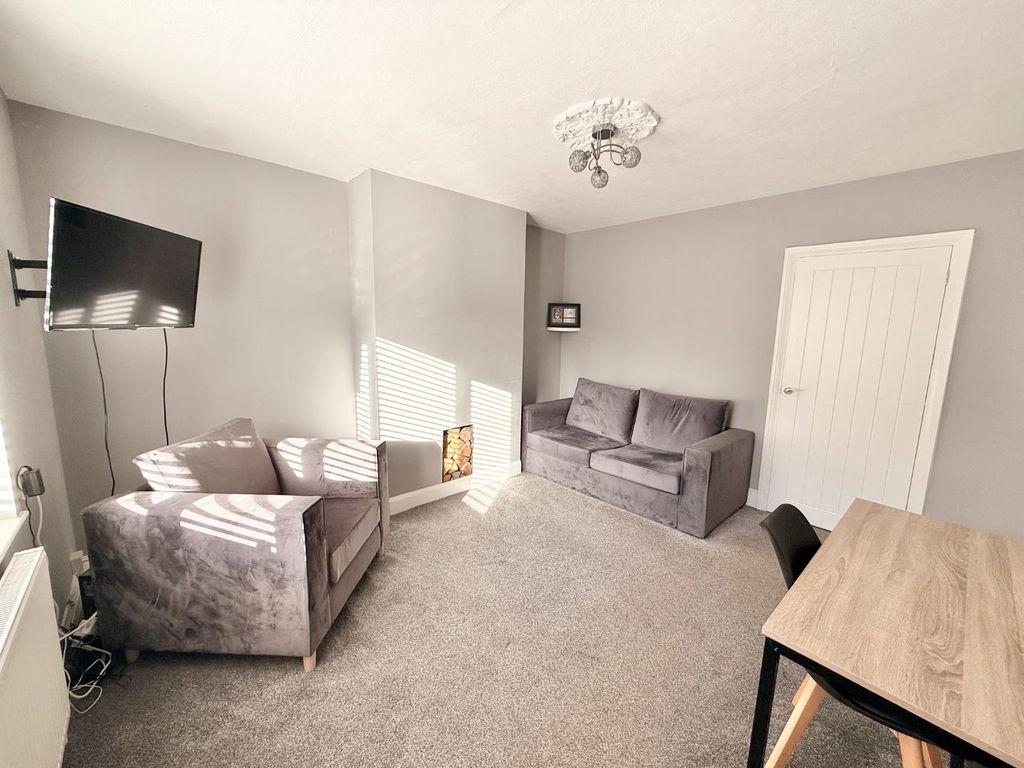 Property photo 2 of 8 Img_0747.Jpeg