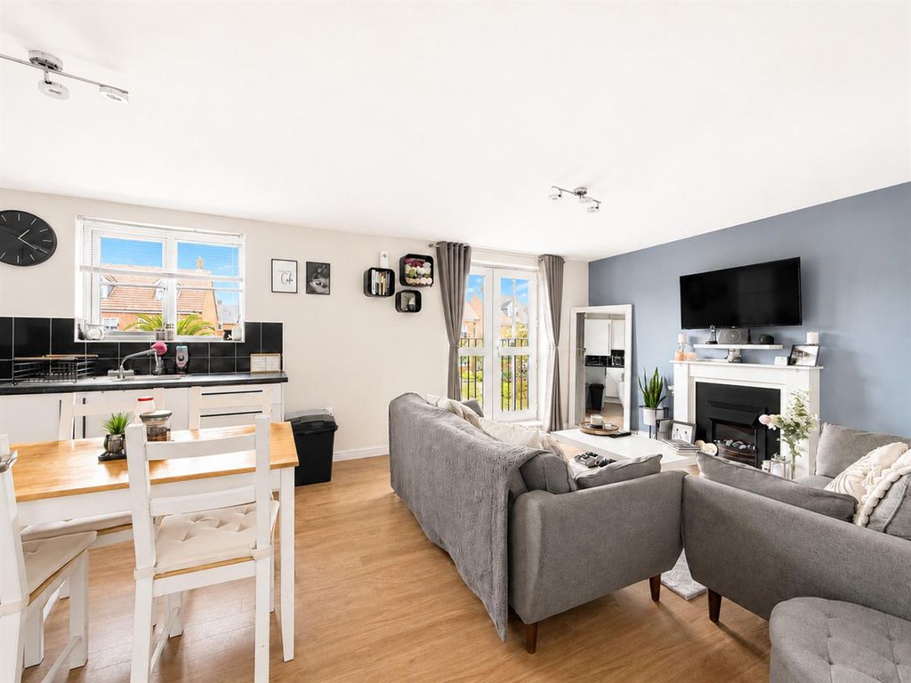 Property photo 2 of 18 Cbd1Eaf6-42E3-4461-Bd8E-Fad48517A713.Jpg