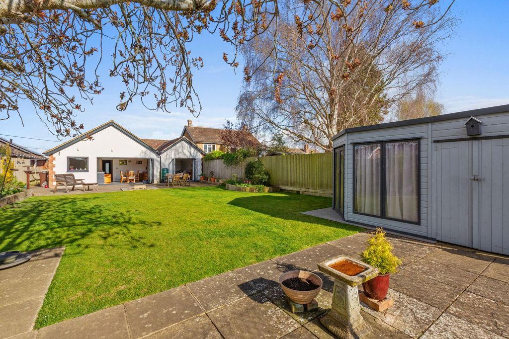 Property photo 1 of 14