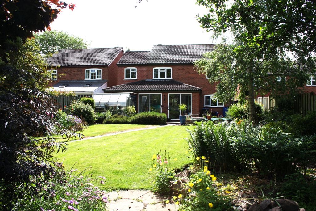 Property photo 3 of 26