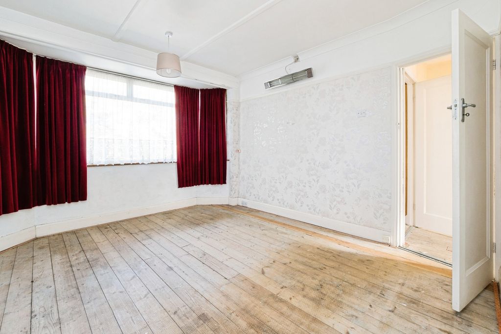 Property photo 3 of 53 Pbox-Img.Jpg