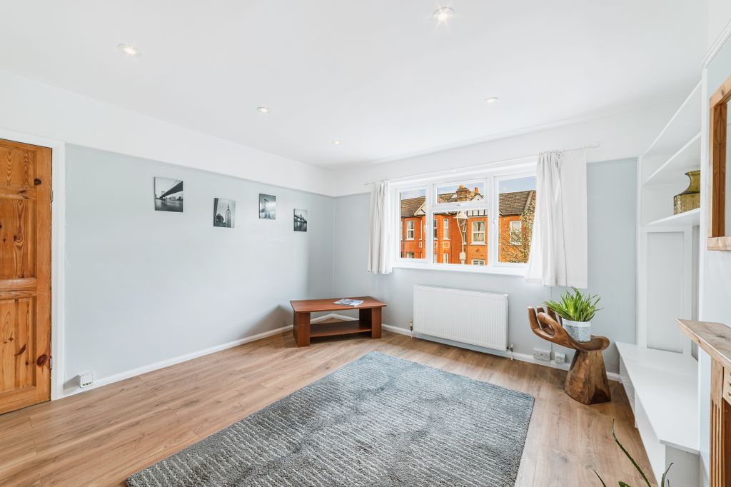 Property photo 2 of 11 Living Room 1