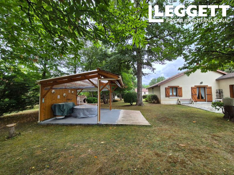 Property photo 2 of 10