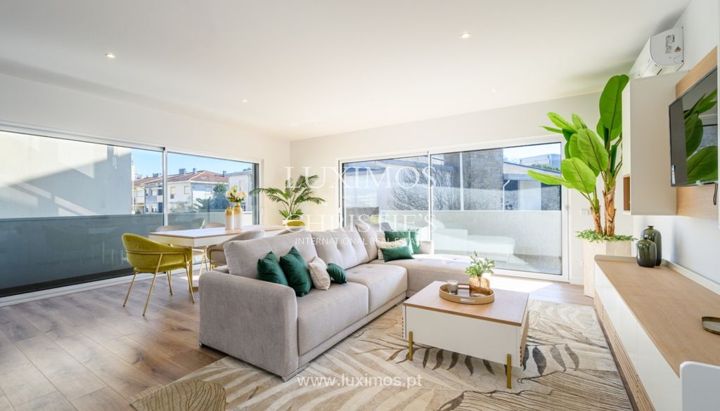 Property photo 1 of 25