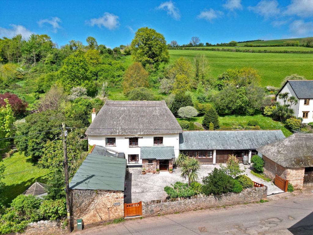 Property photo 1 of 35