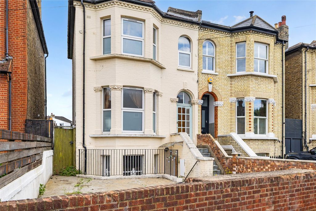 Property photo 1 of 14 Picture No. 16