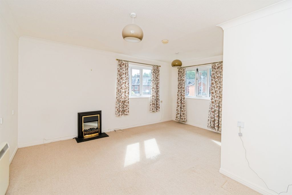 Property photo 3 of 17