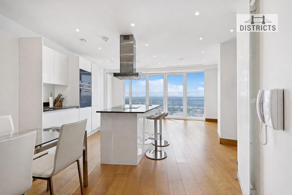 Property photo 2 of 9 Kitchen Wm.Png