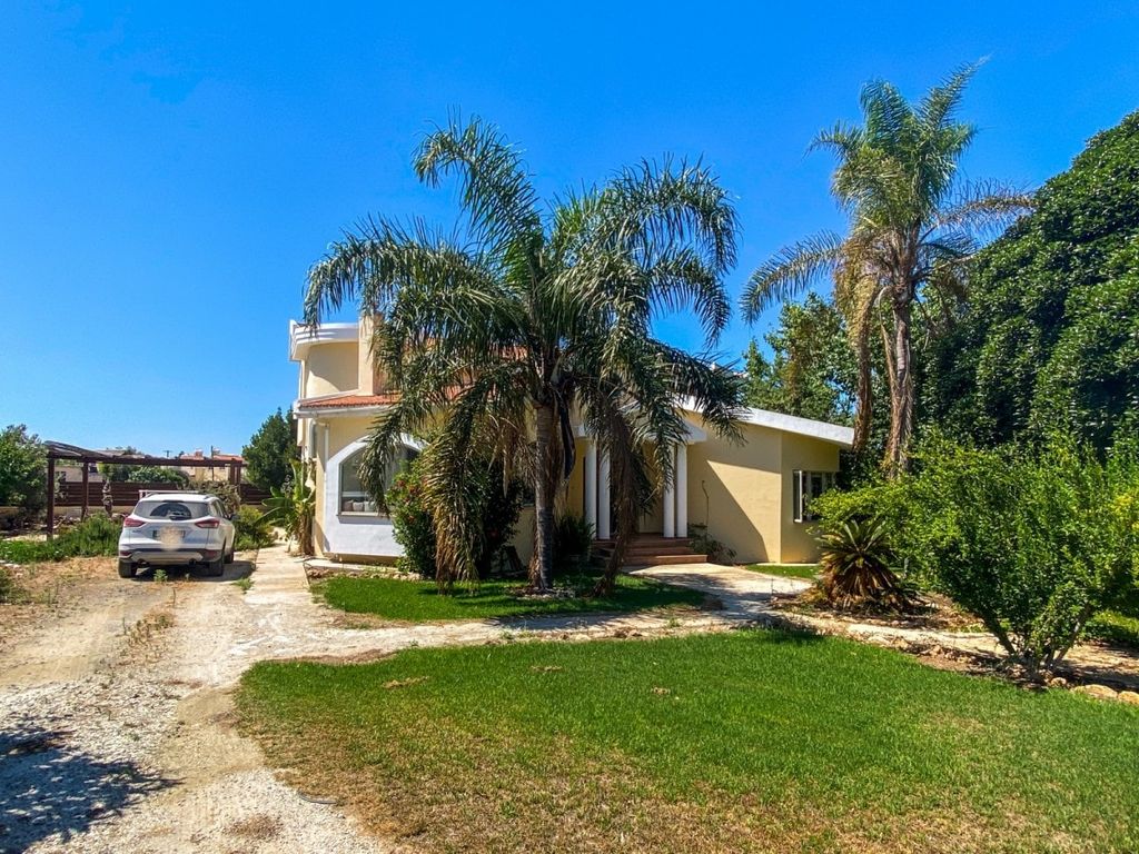 Property photo 1 of 39