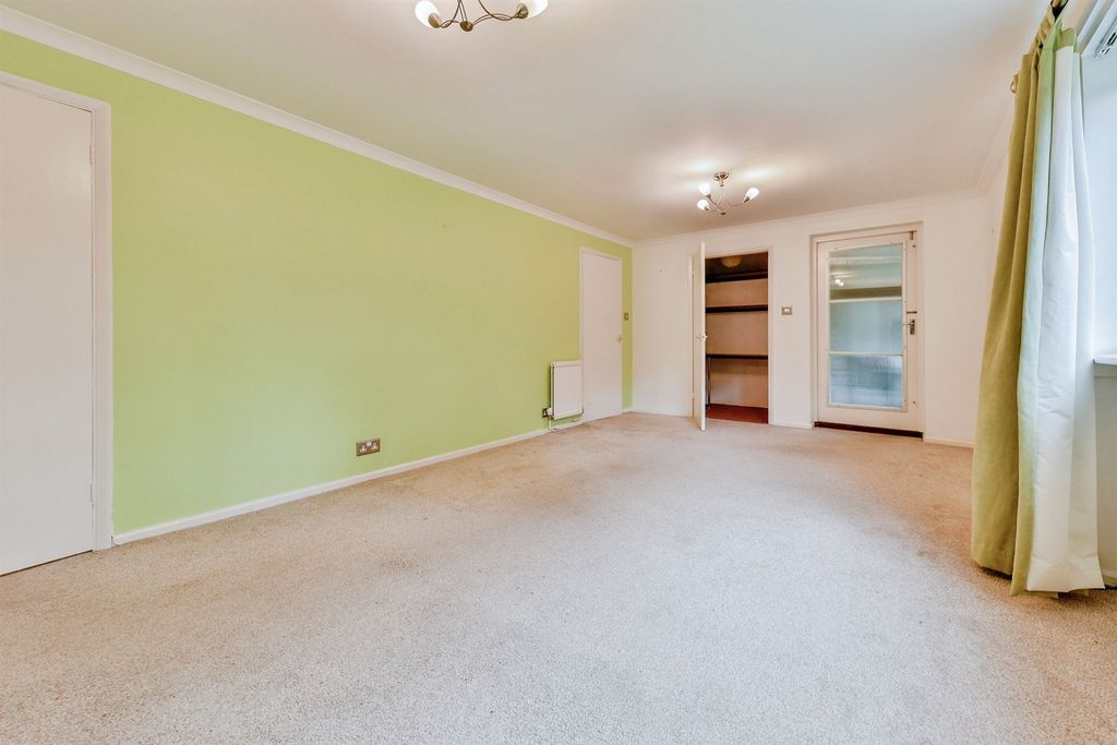 Property photo 3 of 19